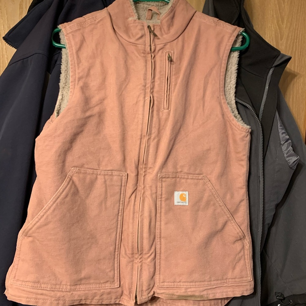 Women’s carhartt vest